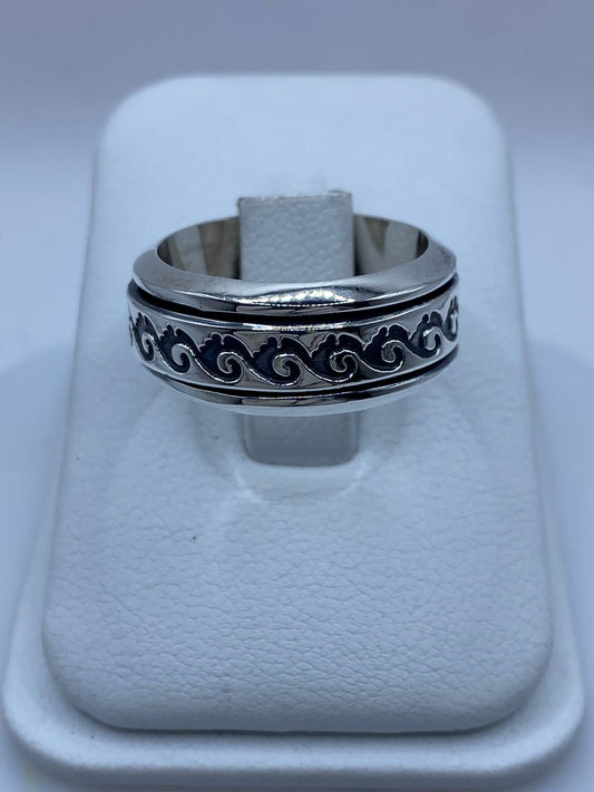 Anillo Giratorio de Plata 925 con Diseño de Olas Clásicas , vista frontal