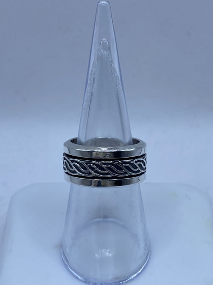 Anillo Giratorio de Plata 925 con Diseño de Cadena Entrelazada, vista frontal