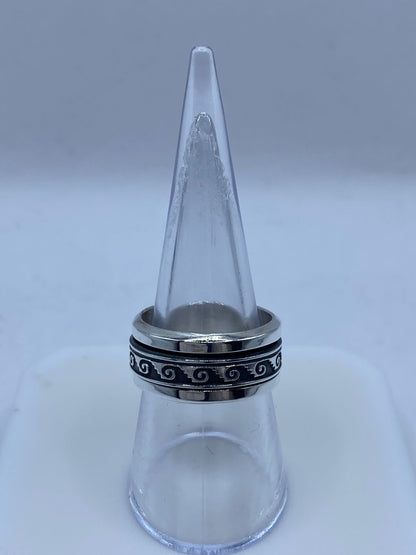Anillo Giratorio de Plata 925 con Diseño Espiral Clási, vista lateral