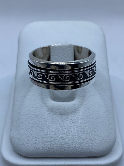 Anillo Giratorio de Plata 925 con Diseño de Espirales, vista frontal