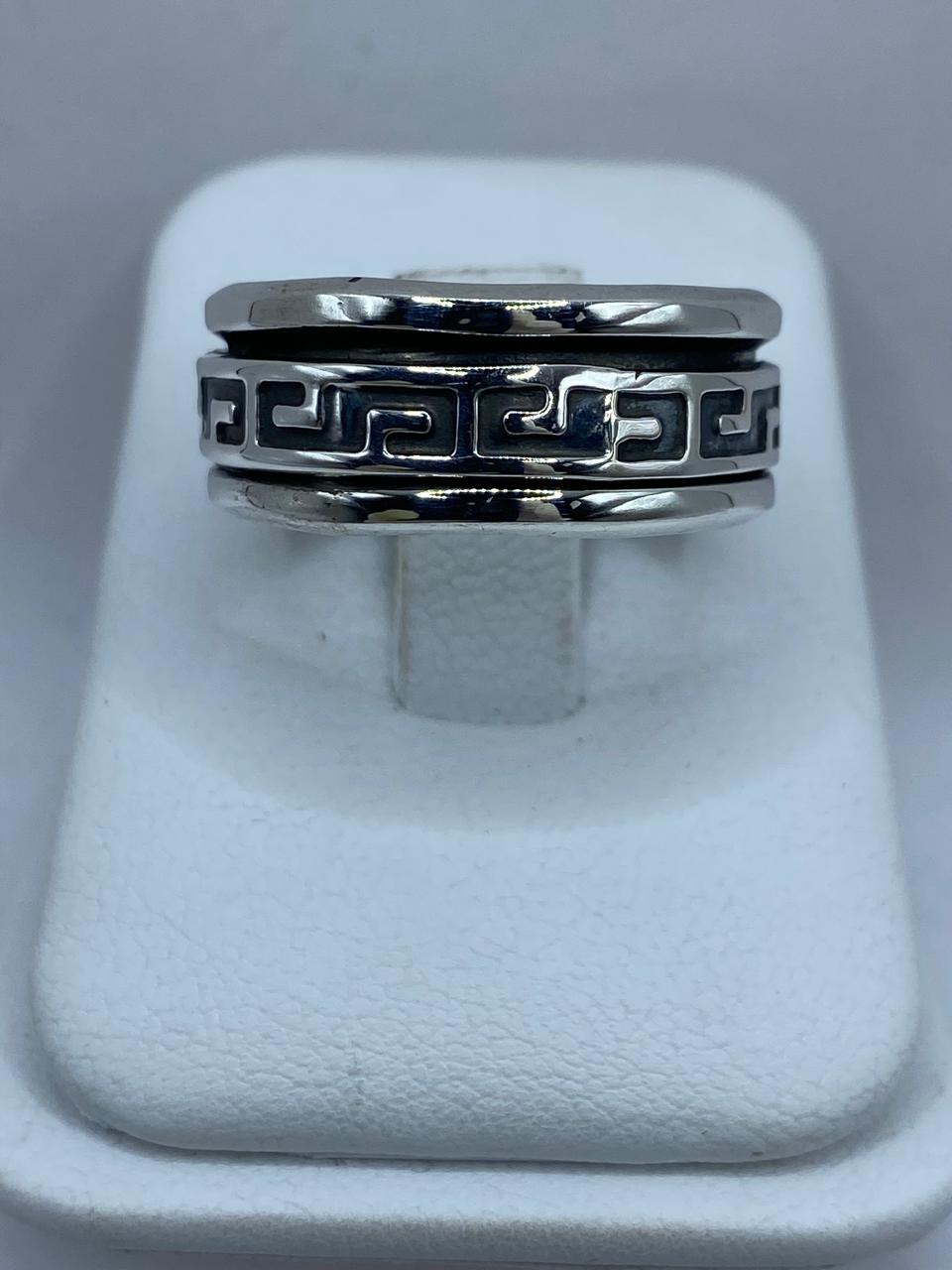 Anillo Giratorio de Plata 925 con Diseño Geométrico Estilo Griego — vista lateral