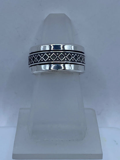 Anillo Giratorio de Plata 925 con Diseño Geométrico de Rombos — vista lateral