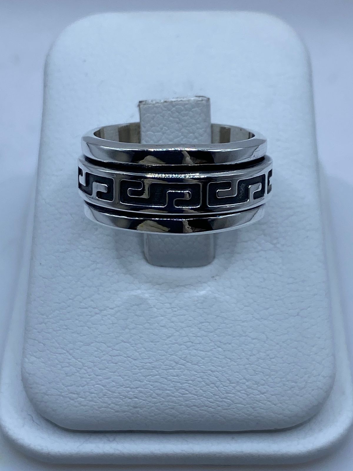 Anillo Giratorio de Plata 925 con Diseño Greca Clásica — vista lateral