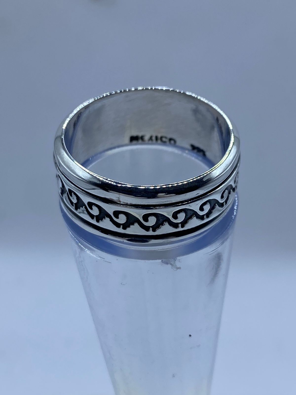 Anillo Giratorio de Plata 925 con Diseño de Olas, sello de autenticidad Plata Ley .925