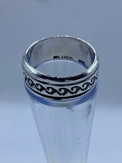 Anillo Giratorio de Plata 925 con Diseño de Olas, vista de detalle
