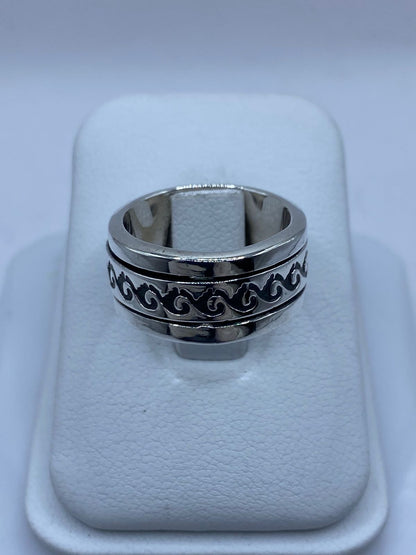 Anillo Giratorio de Plata 925 con Diseño de Olas — vista lateral