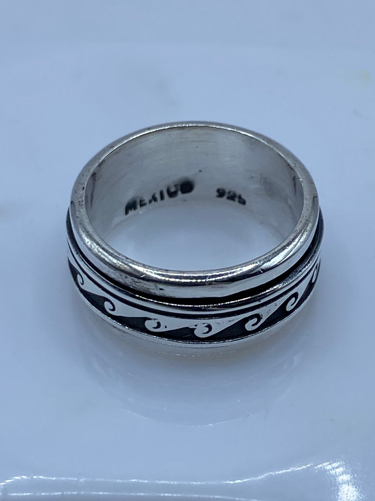 Anillo Giratorio de Plata 925 con Diseño de Olas, sello de autenticidad Plata Ley .925