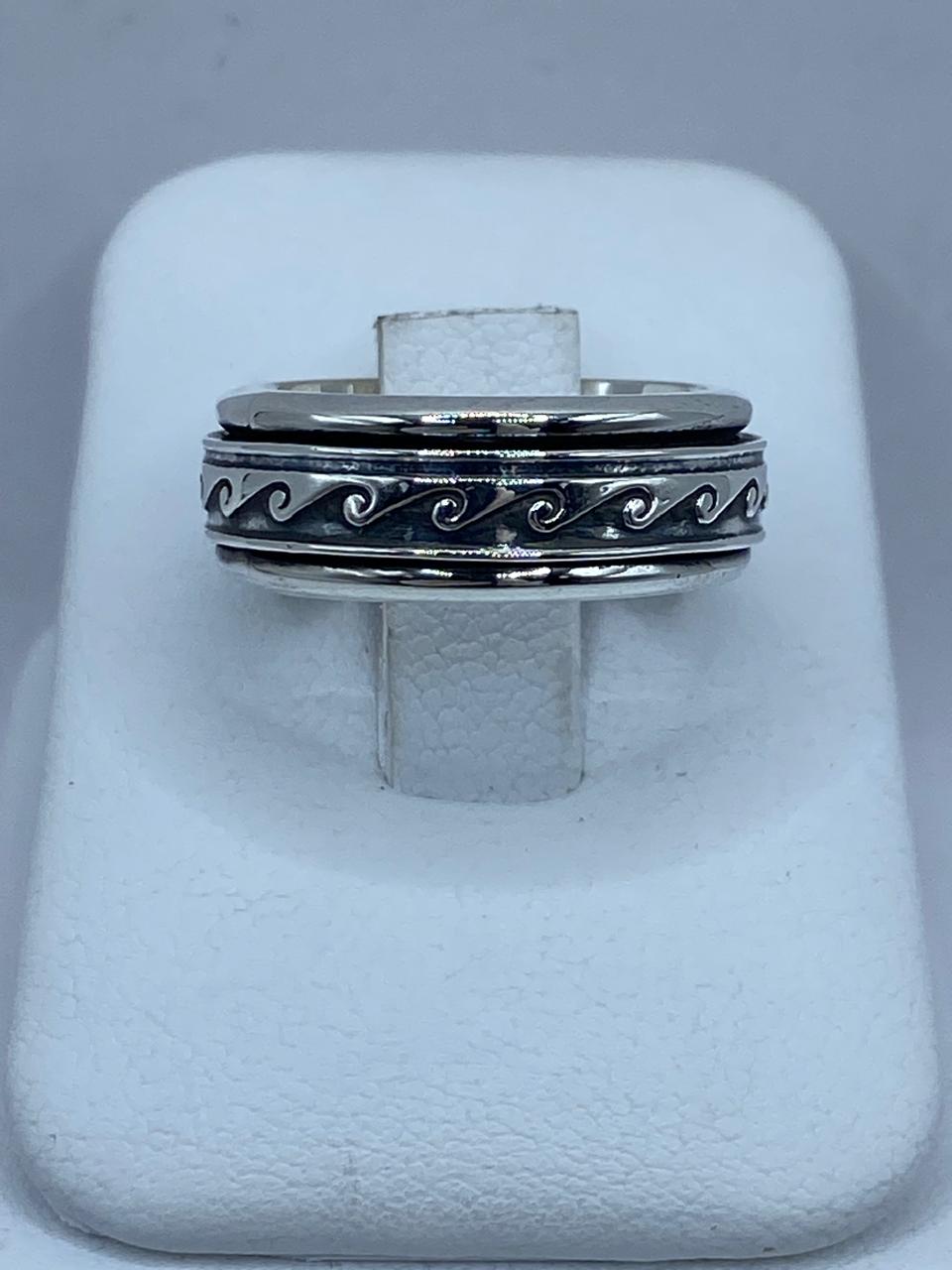 Anillo Giratorio de Plata 925 con Diseño de Olas, peso en gramos (báscula)