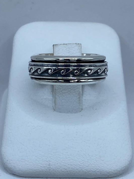 Anillo Giratorio de Plata 925 con Diseño de Olas, peso en gramos (báscula)