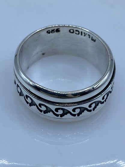 Anillo Giratorio de Plata .925 con Diseño de Olas, sello de autenticidad Plata Ley .925