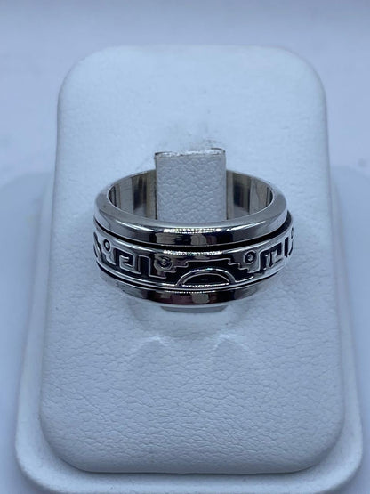 Anillo Giratorio de Plata 925 con Diseño Prehispánico, vista frontal