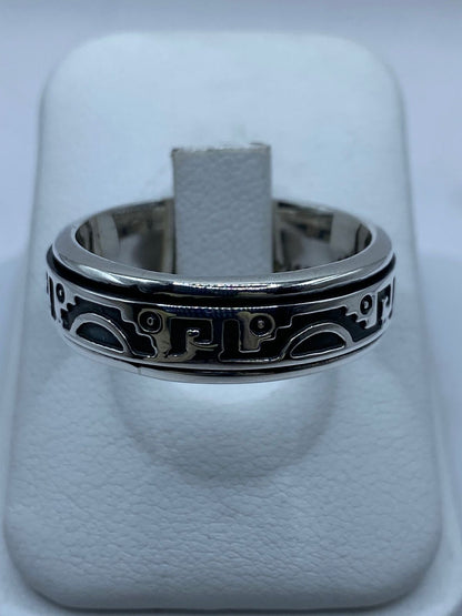 Anillo Giratorio de Plata .925 con Diseño Prehispánico, vista frontal