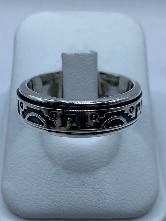 Anillo Giratorio de Plata .925 con Diseño Prehispánico, vista frontal