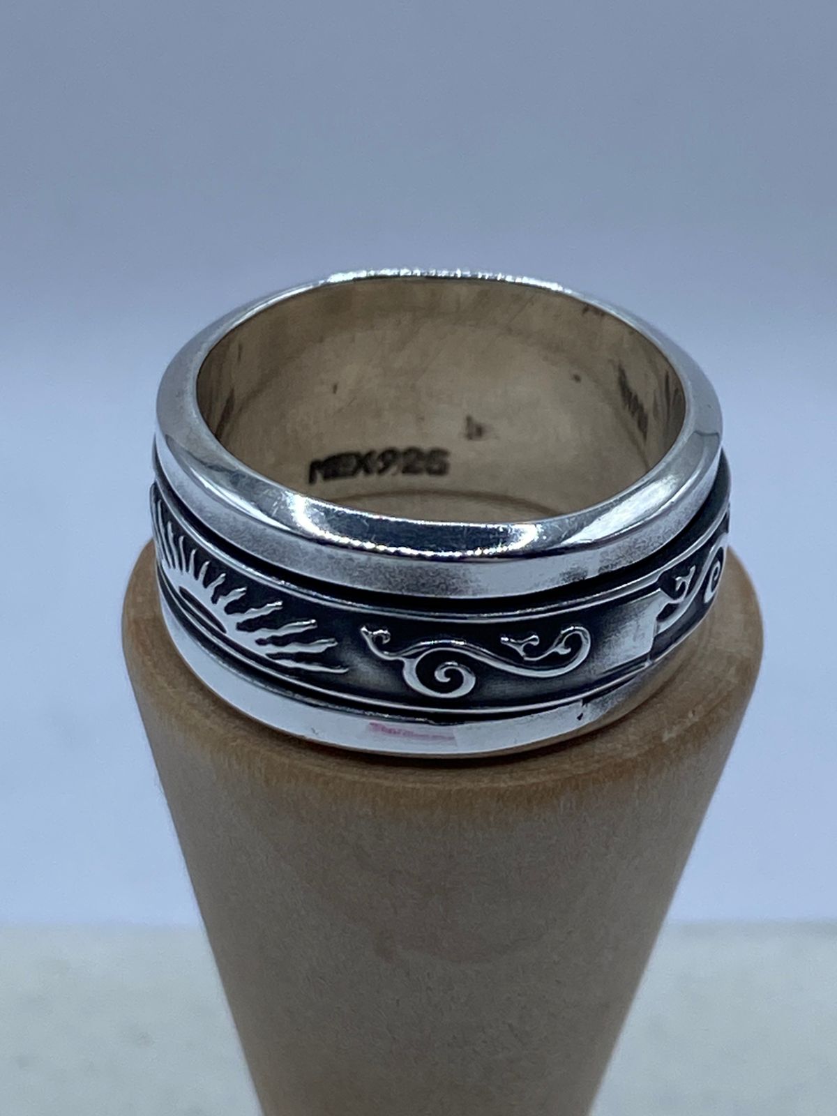 Anillo Giratorio de Plata 925 con Diseño Sol Naciente, sello de autenticidad Plata Ley .925