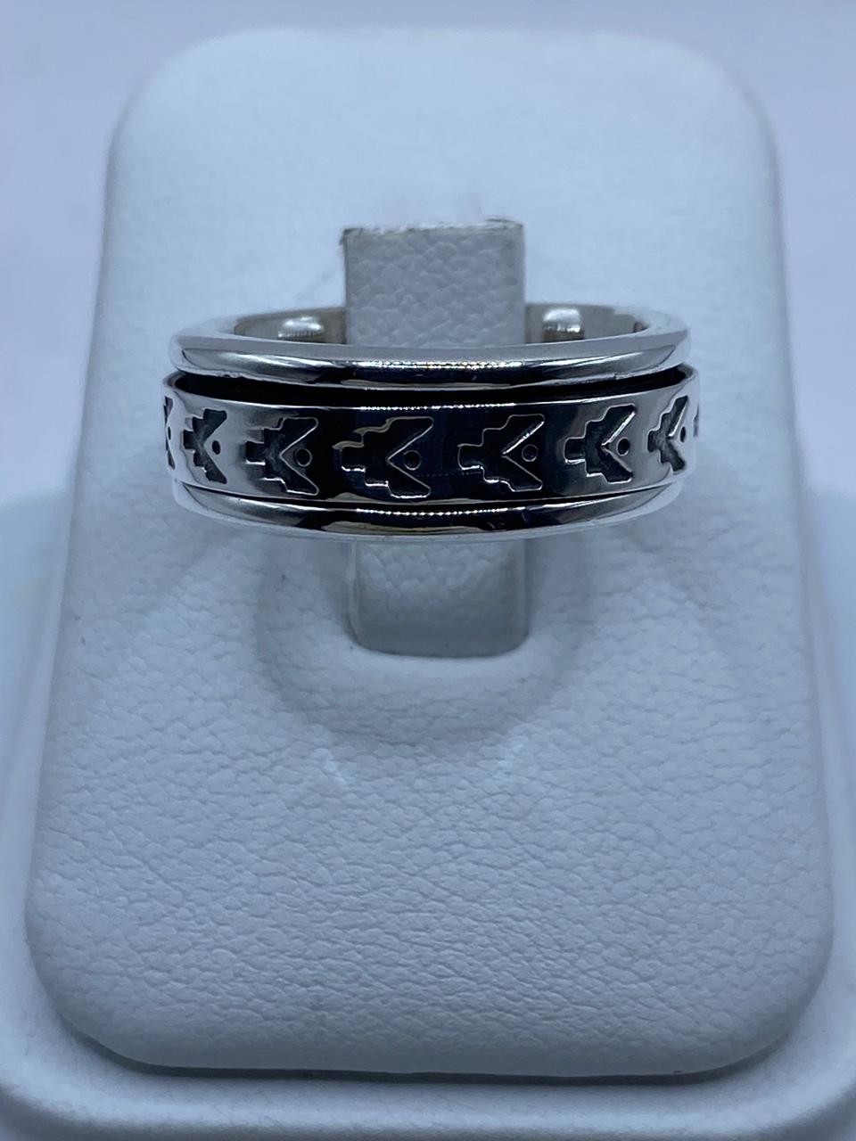 Anillo Giratorio de Plata 925 con Diseño Tribal de Flechas