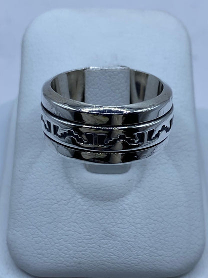 Anillo Giratorio de Plata .925 con Diseño Tribal, vista frontal