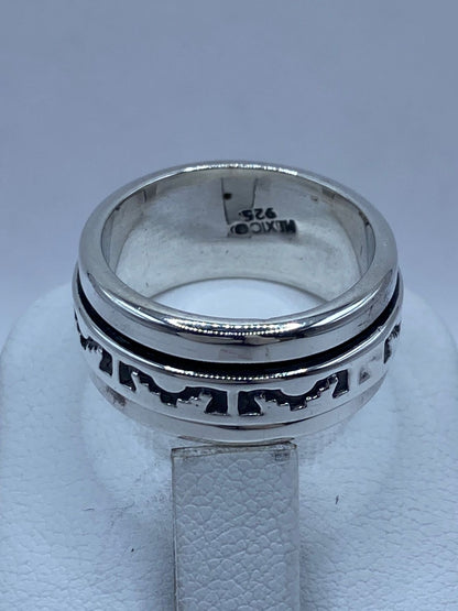 Anillo Giratorio de Plata 925 con Diseño Tribal Calado, sello de autenticidad Plata Ley .925