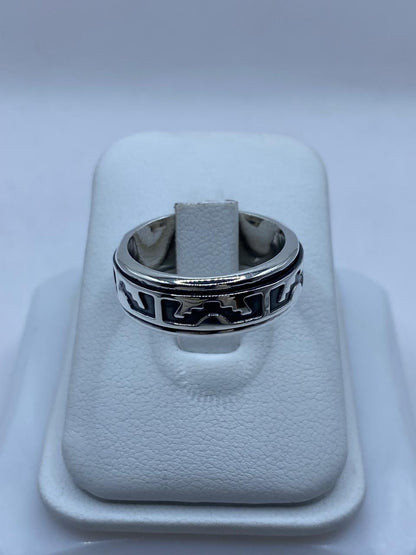 Anillo Giratorio de Plata 925 con Diseño Geométrico Abstracto, vista lateral