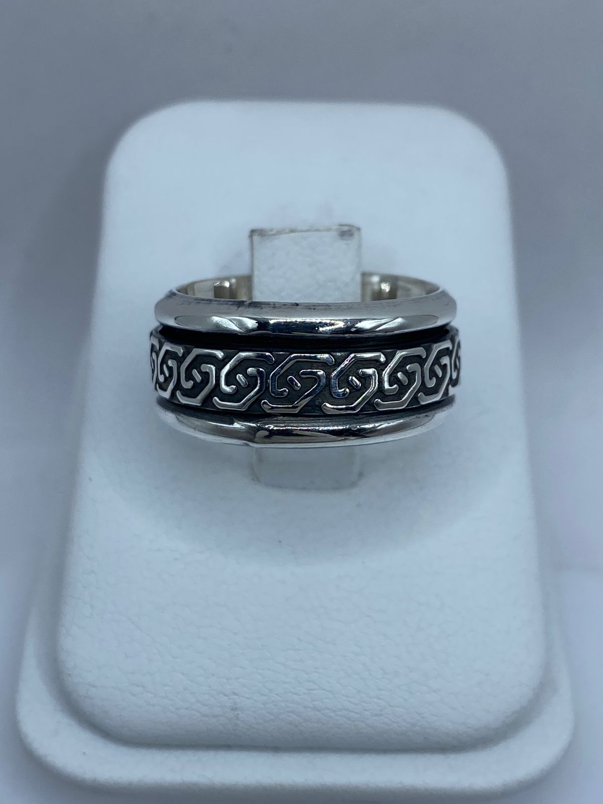 Anillo Giratorio de Plata 925 con Diseño Greca Clásica — vista lateral