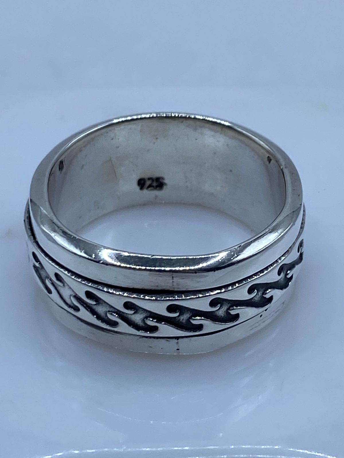 Anillo Giratorio de Plata 925 con Diseño Tribal Entrelazado, sello de autenticidad Plata Ley .925