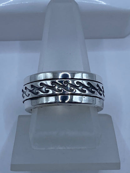 Anillo Giratorio de Plata 925 con Diseño Tribal Entrelazado, vista lateral