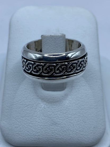 Anillo Giratorio de Plata 925 con Greca Clásica — vista lateral