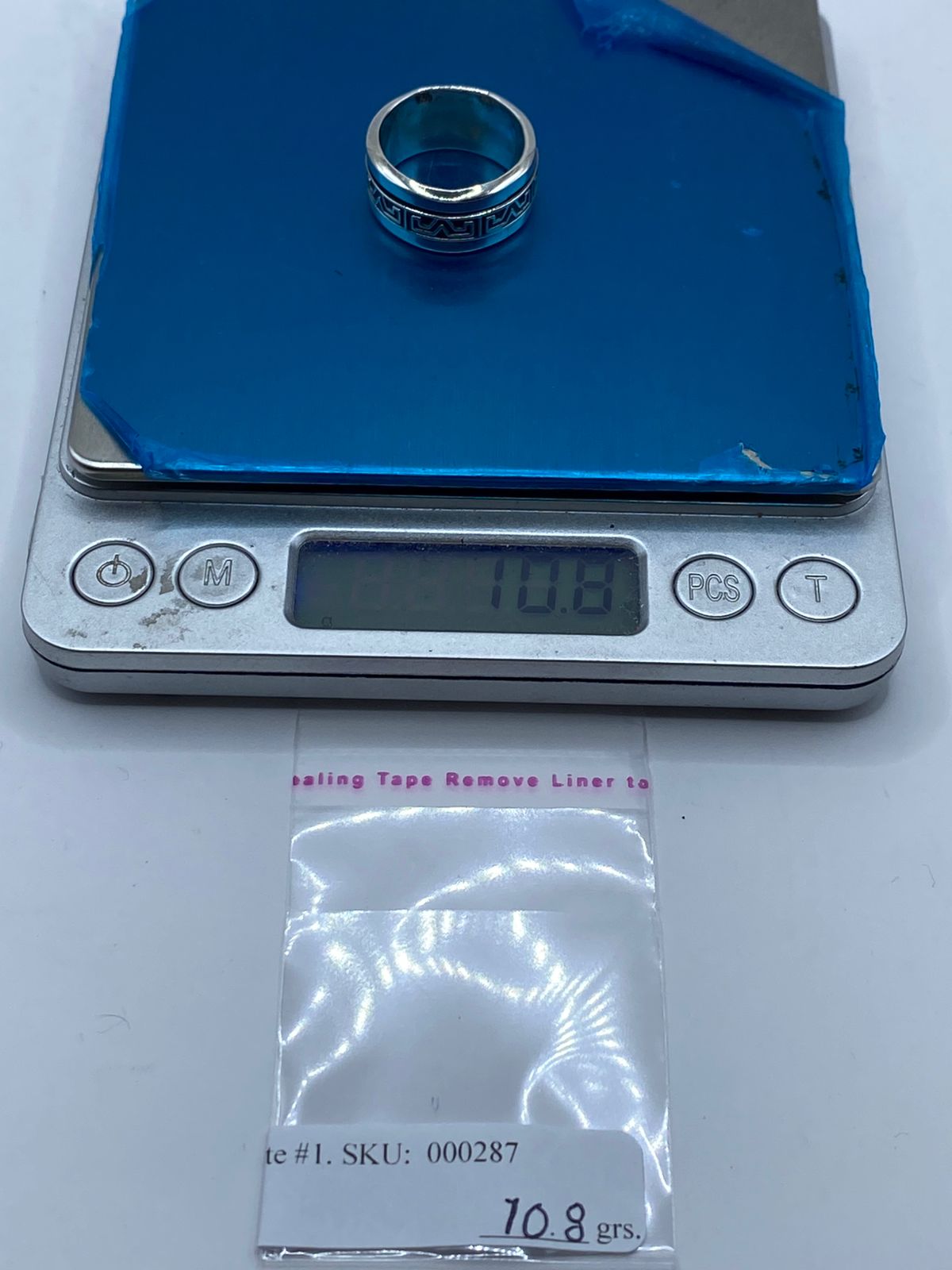 Anillo Giratorio de Plata .925 con Greca Clásica, peso en gramos (báscula)