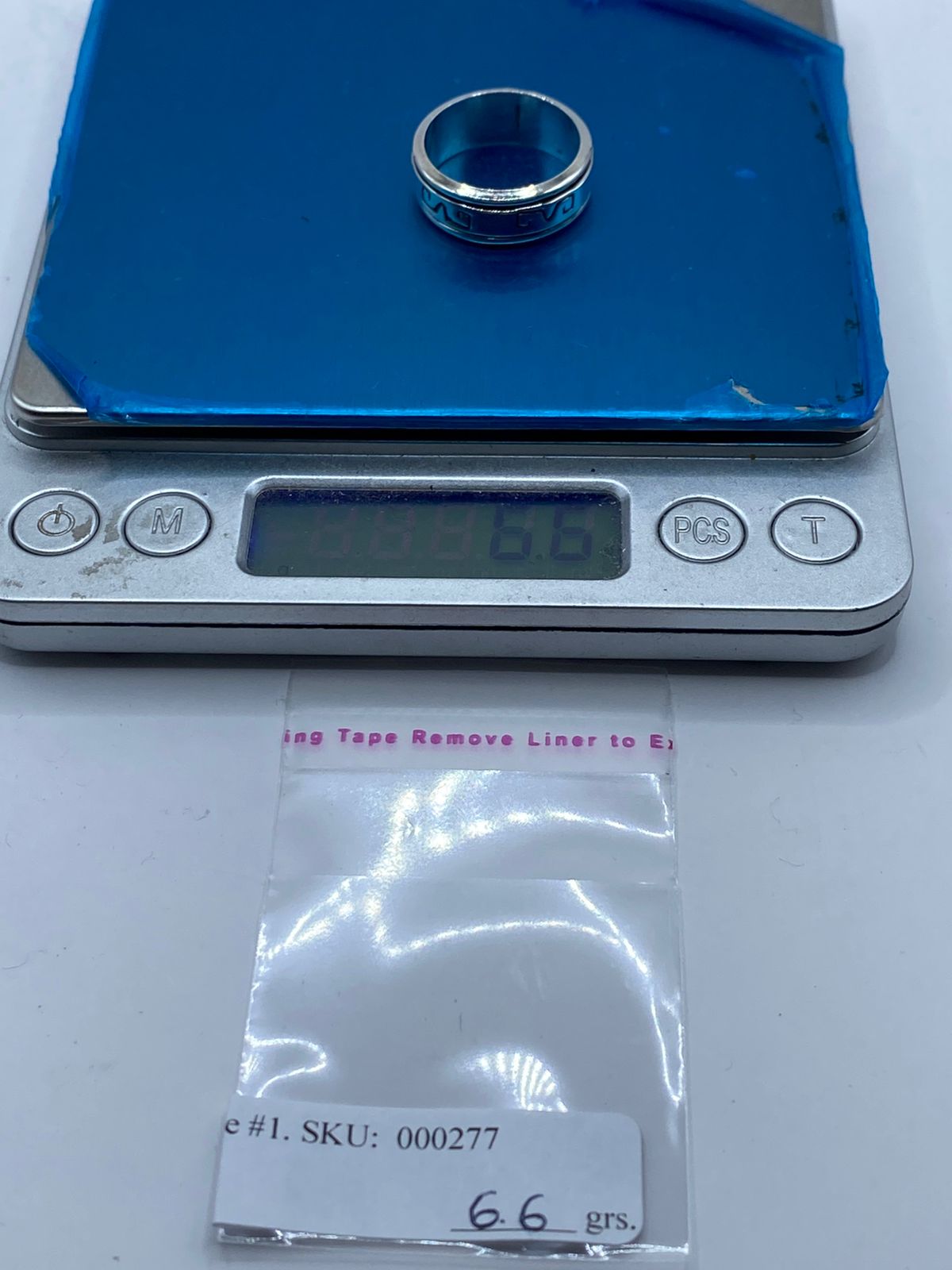 Anillo Giratorio de Plata 925 con Grecas Prehispánicas, peso en gramos (báscula)