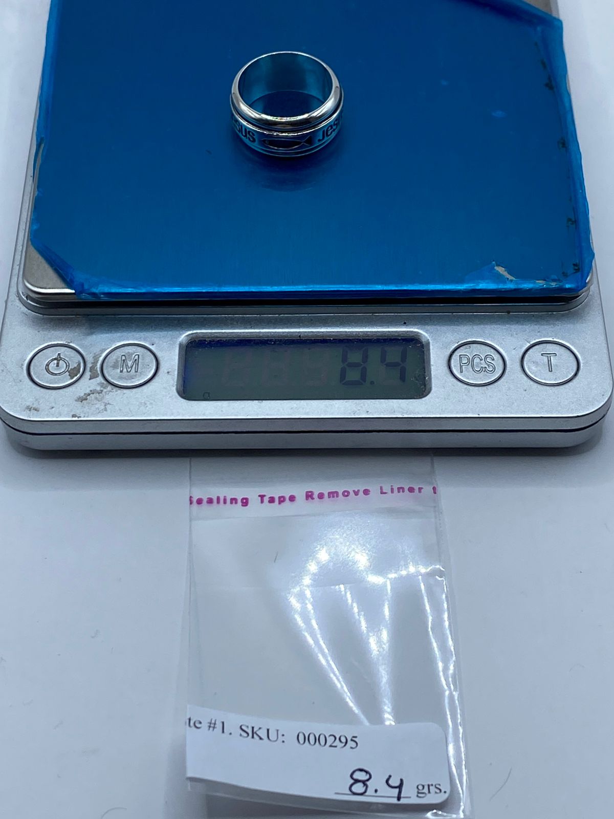 Anillo Giratorio de Plata 925 “jesús” con Símbolos Cristianos, peso en gramos (báscula)