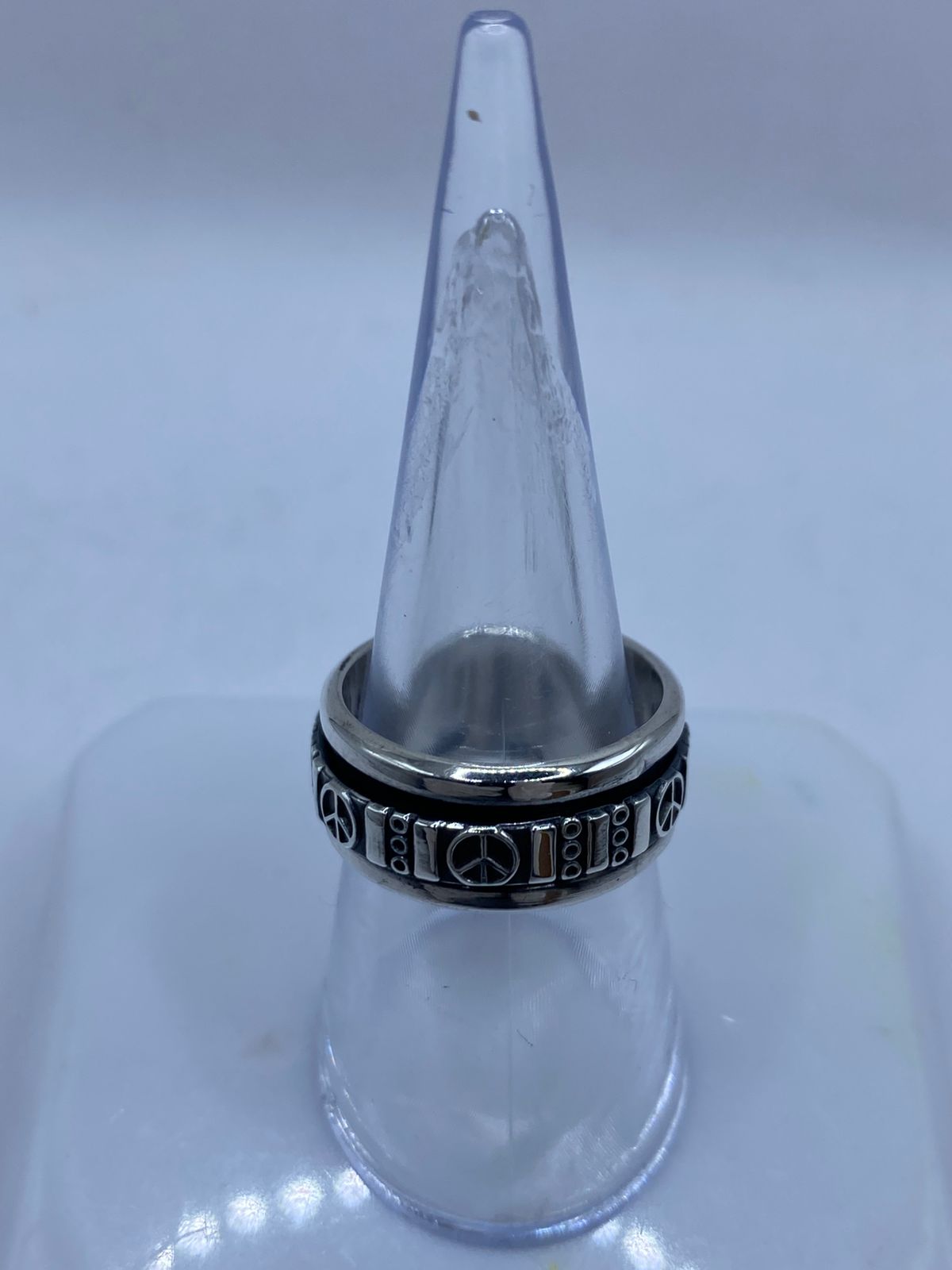 Anillo Giratorio de Plata 925 con Símbolos de Paz, vista frontal