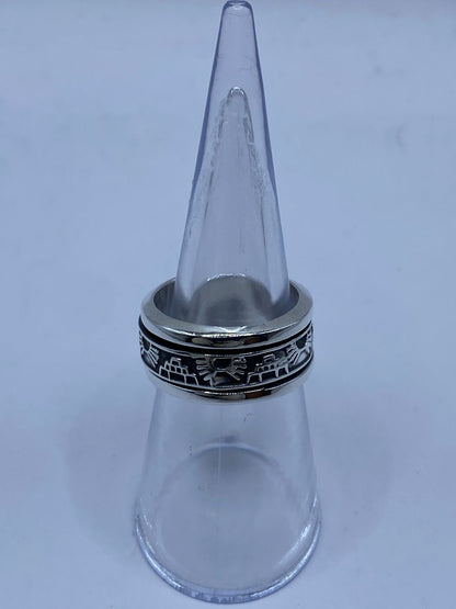 Anillo Giratorio de Plata 925 con Símbolos Prehispánicos — vista lateral