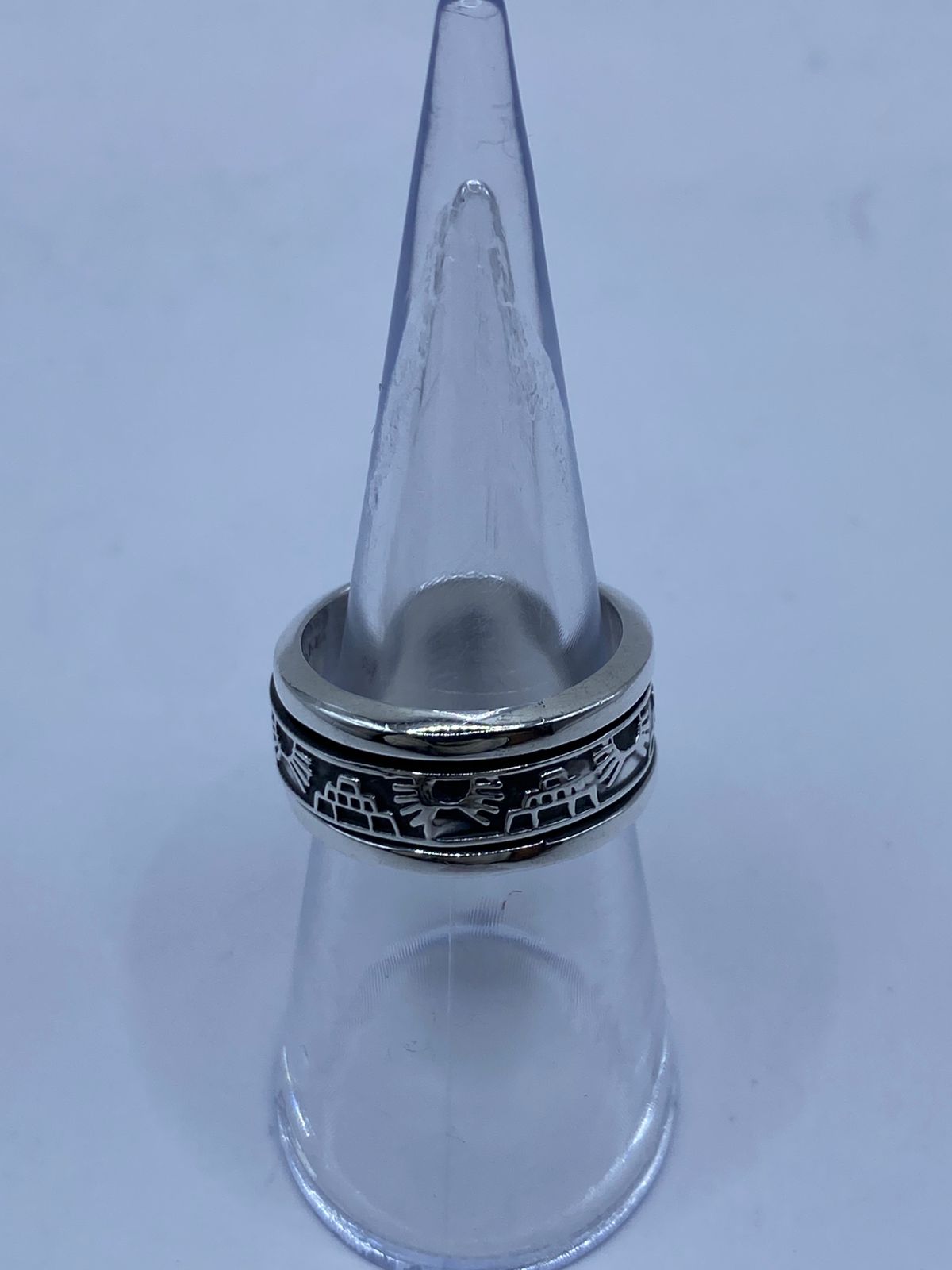 Anillo Giratorio de Plata 925 con Símbolos Prehispánicos, vista frontal
