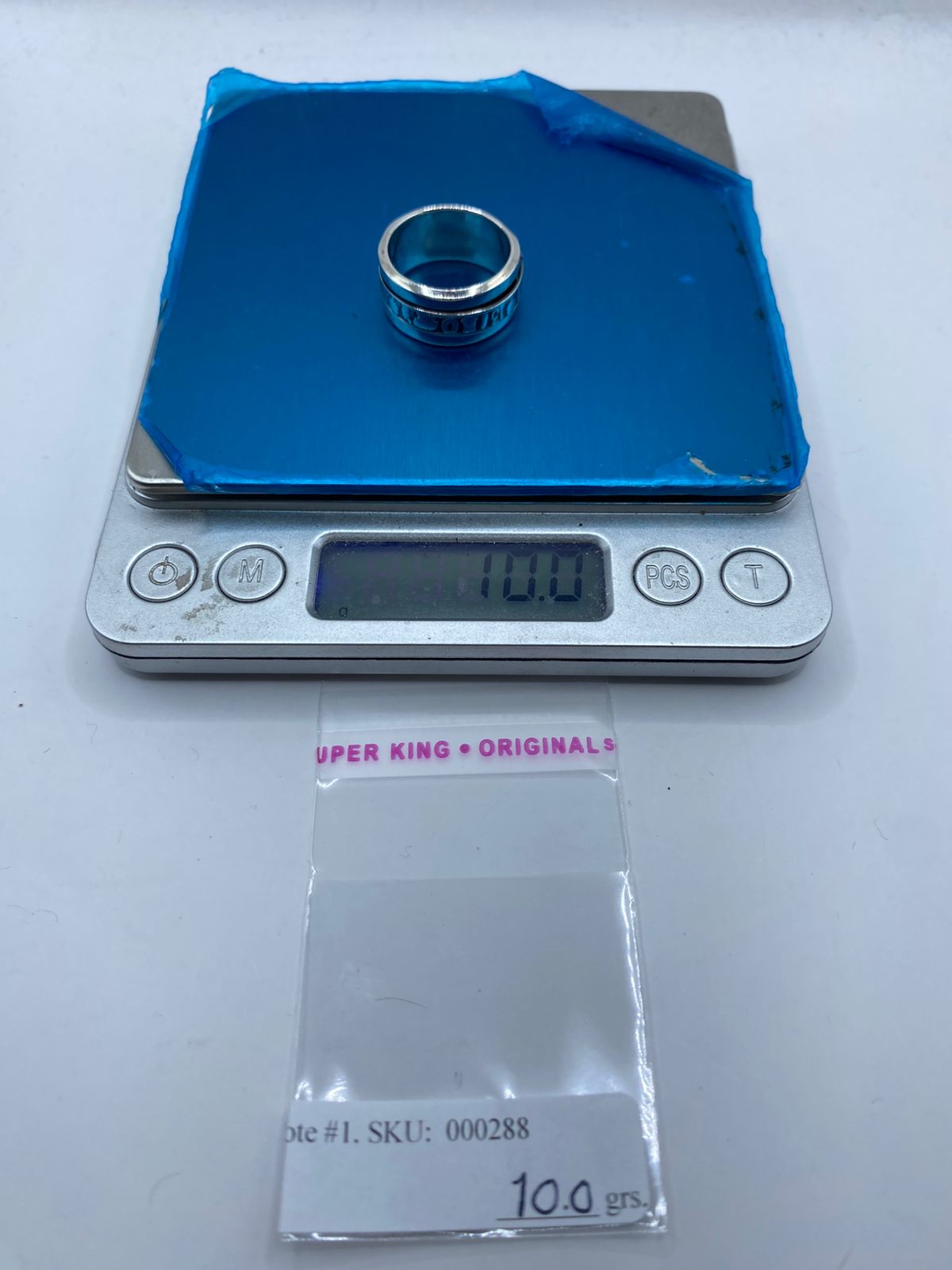 Anillo Giratorio de Plata 925 con Símbolos de la Suerte, peso en gramos (báscula)