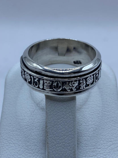 Anillo Giratorio de Plata 925 con Símbolos de la Suerte, vista frontal