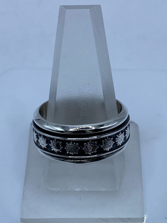 Anillo Giratorio de Plata 925 con Soles Ancestrales, vista frontal