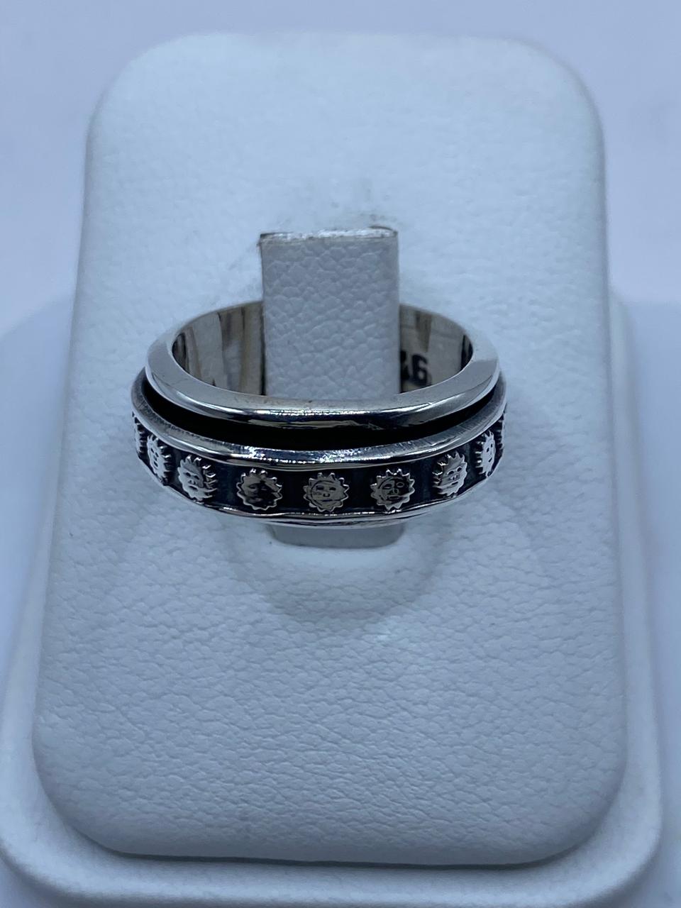Anillo Giratorio de Soles en Plata 925, vista frontal