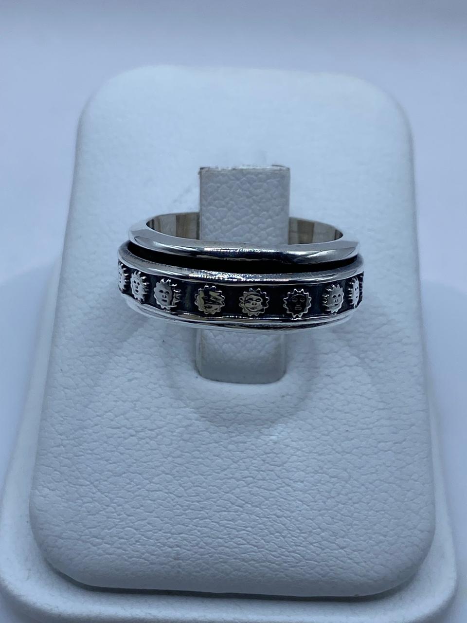 Anillo Giratorio de Soles en Plata 925, vista lateral