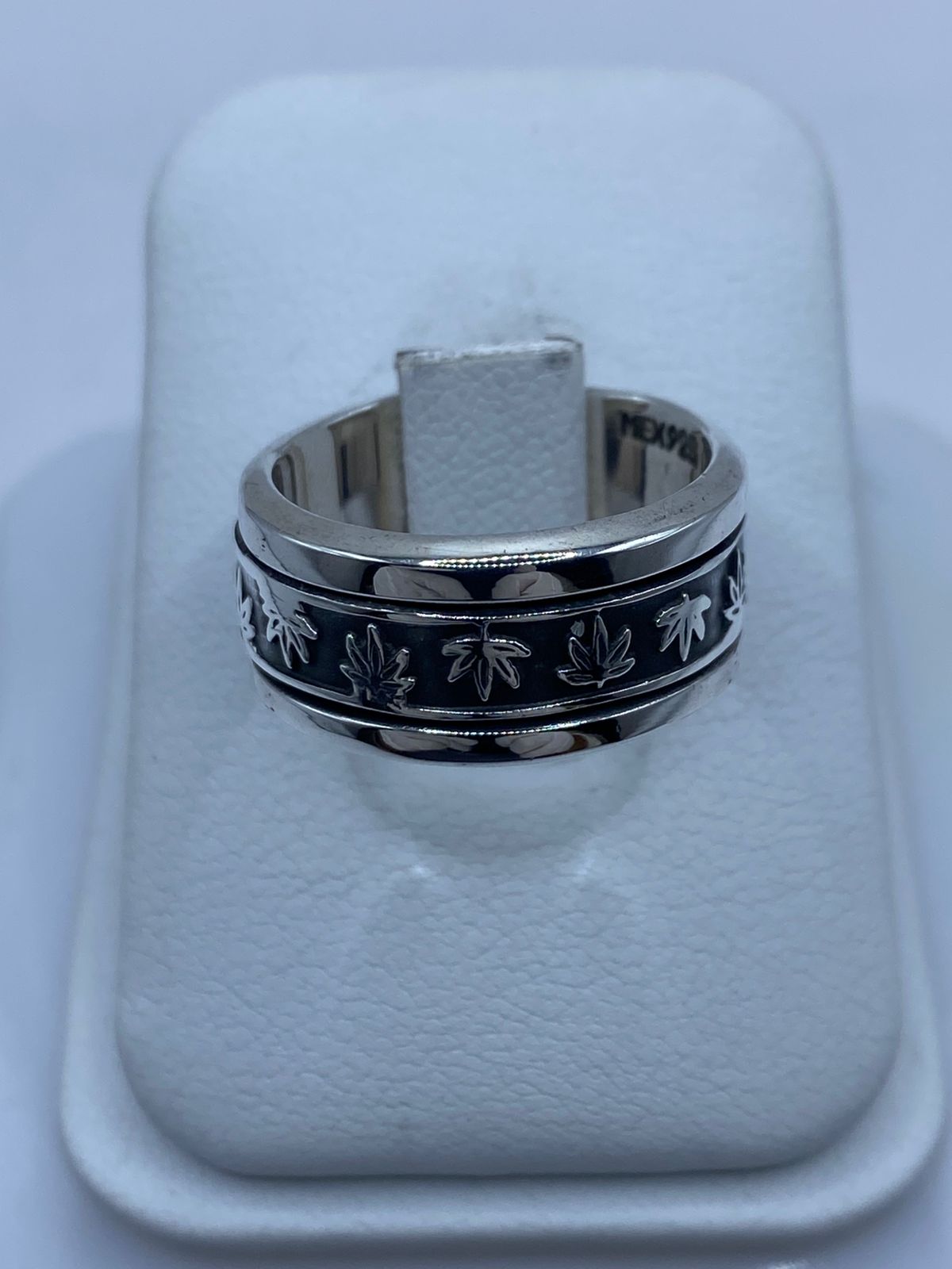 Anillo Giratorio “hojas de Otoño” en Plata 925 — vista lateral