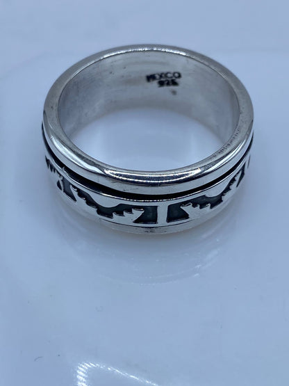 Anillo Giratorio de Plata 925 con Diseño Tribal Calado, vista de detalle