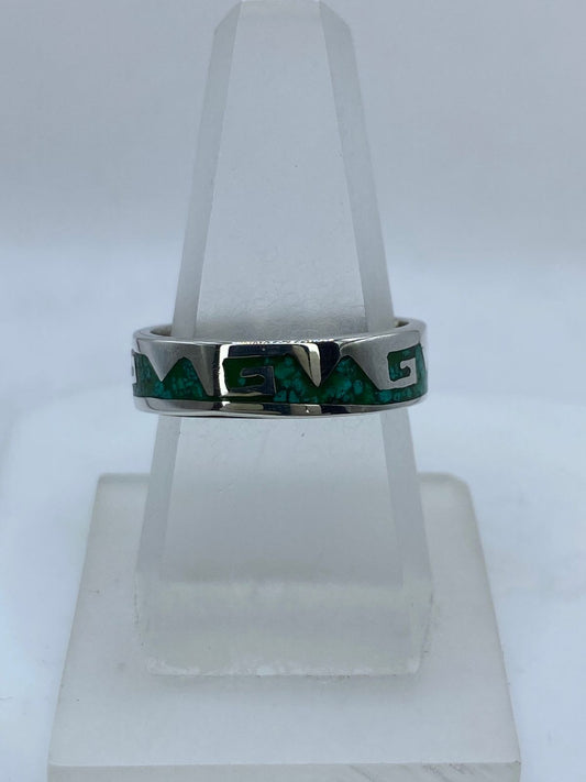 Anillo Greca Ancestral en Plata .925 con Malaquita Natural — vista lateral