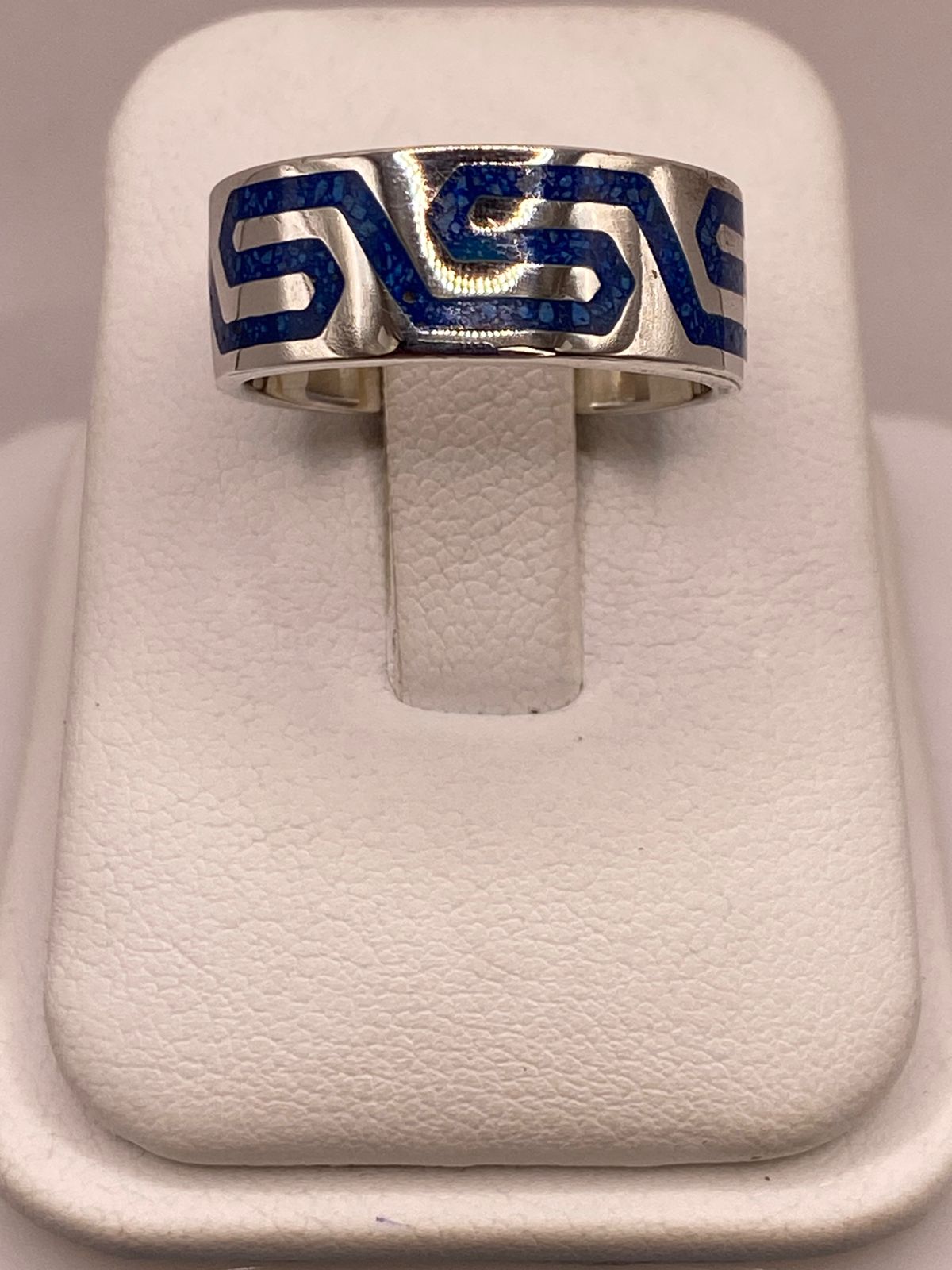Anillo Greca Azul de Plata .925 con Incrustaciones, vista de detalle
