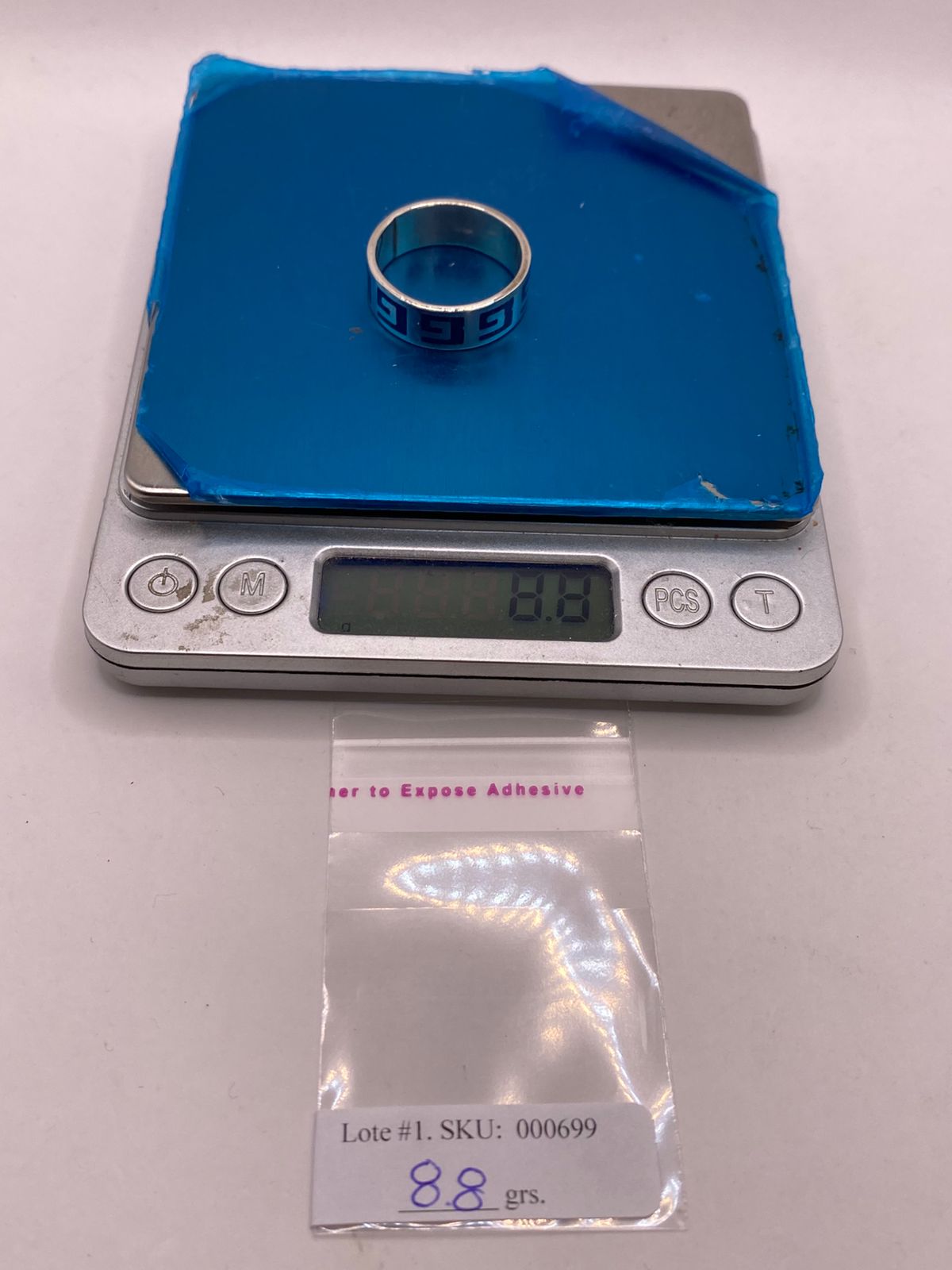 Anillo Greca Azul de Plata .925 con Incrustaciones, peso en gramos (báscula)