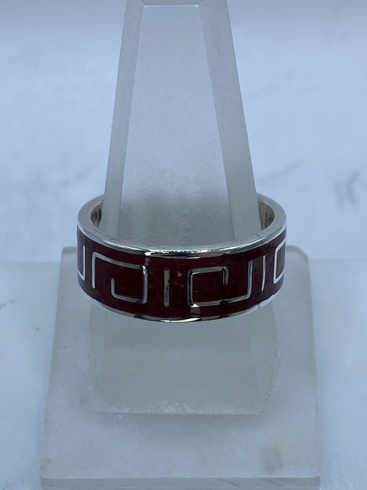 Anillo Greca Continua en Plata .925 con Coral Rojo — vista lateral