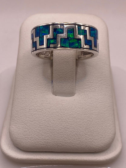 Anillo Greca Geometrica Continua con Ópalo de Fuego en Plata .950, vista de detalle