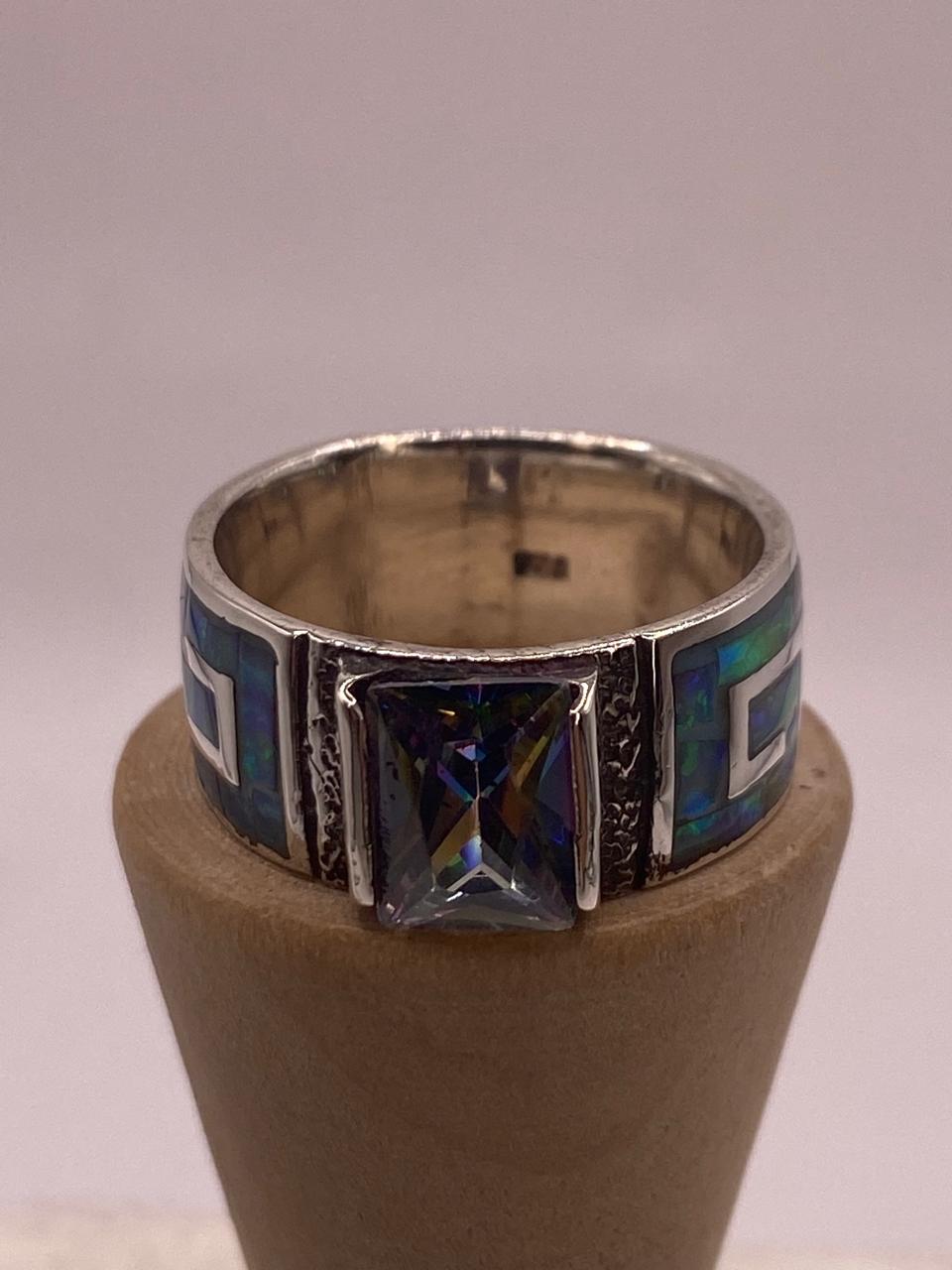 Anillo de Greca con Ópalo de Fuego y Zirconia en Plata .950, vista superior