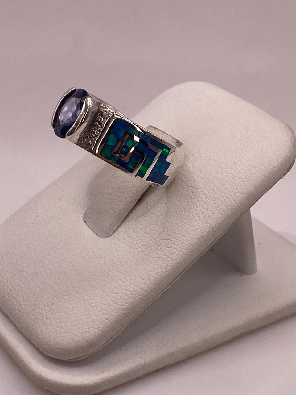 Anillo de Greca con Ópalo de Fuego y Zirconia en Plata .950, vista lateral