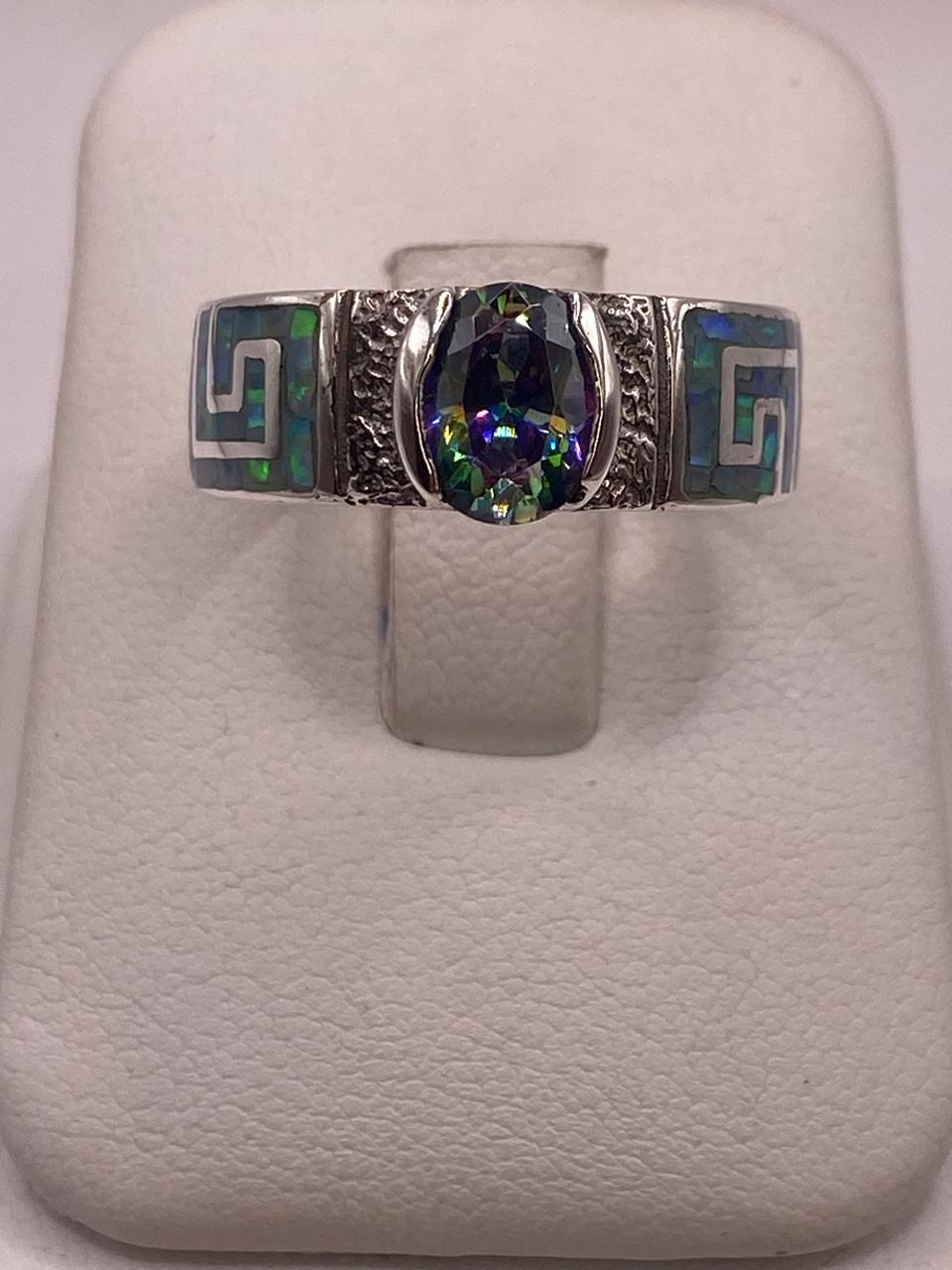 Anillo de Greca con Ópalo de Fuego y Zirconia en Plata .950, vista de detalle