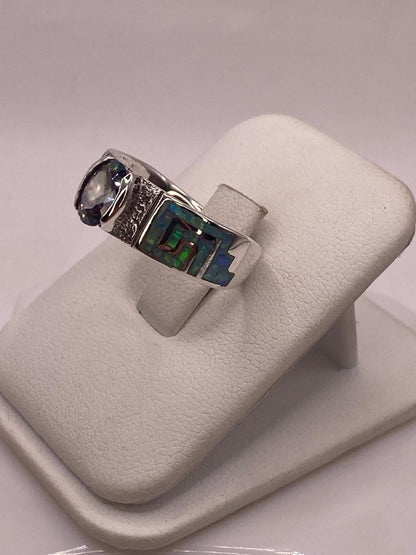 Anillo de Greca con Ópalo de Fuego y Zirconia en Plata .950, vista lateral