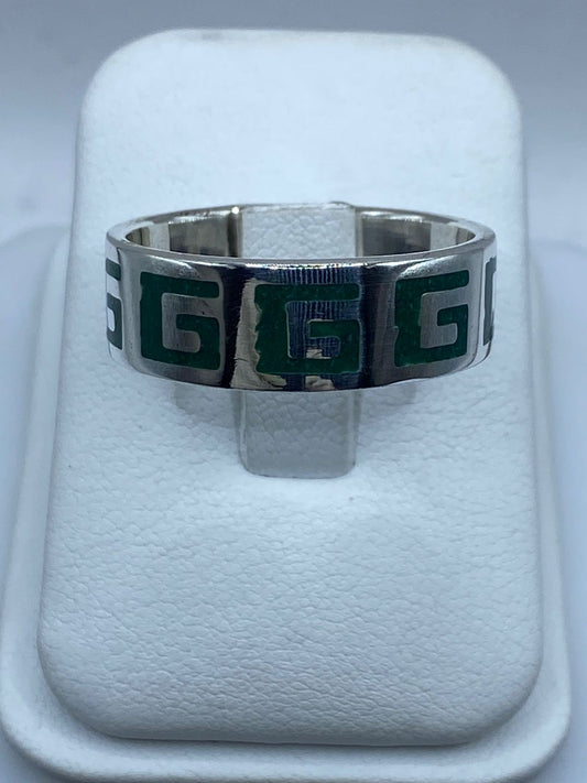 Anillo Greca Prehispánica en Plata .925 con Malaquita Natural — vista lateral