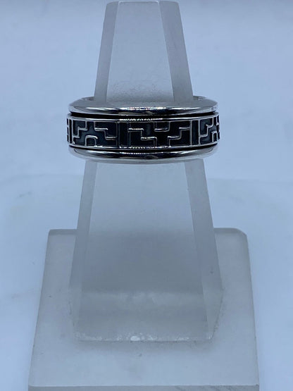 Anillo Greca Geométrica en Plata .925, vista frontal